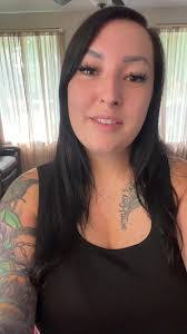 Danielle Gunter's Instagram, Twitter & Facebook