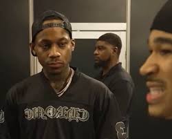 Tylil started sizing up Max after he felt disrespected that Max wouldn't  look him in the eyes while talking and kept being short. 🤣🤣 🚩🚩Check  Comments 🚩🚩