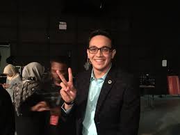 Jalil hamid, ummi nazeera, beto kusyairy. Meletop On Twitter Haaa Pelakon Pelakon Bisik Pada Langit Sedang Live Di Meletop Kita Ada Umminazeera Jalilhamid Dan Erwin Dawson Meletop Https T Co Lehiszl9a1