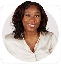 Kimone Williams's Instagram, Twitter & Facebook