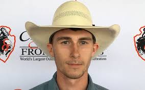 Isabelle nets 89 to win bareback quarterfinal