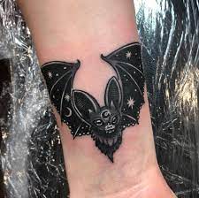 31 Bat Tattoos That Say I Am The Night But Also Very Cute Let S Eat Cake