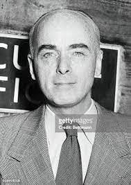 George Pash's Instagram, Twitter & Facebook