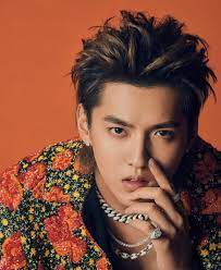 티브이데일리 강효진 기자 그룹 엑소의 멤버 크리스가 sm엔터테인먼트 측에 전속계약 해지 소송을 제기했다는 보도가 전해진 가운데 sm 측이 공식 입장을 전했다. ì—'ì†Œ ì „ ë©¤ë²„ í¬ë¦¬ìŠ¤ ìš°ì´íŒ ê°•ê°„ í˜ì˜ë¡œ ì¤'êµ­ ê³µì•ˆì— ì²´í¬ ì´íˆ¬ë°ì´
