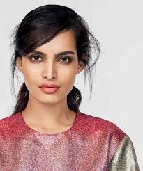 Danielle Bourgault's Instagram, Twitter & Facebook