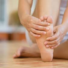 10 signes subtils sur les pieds révélateurs de maladies. 7 Astuces Pour Soulager La Voute Plantaire