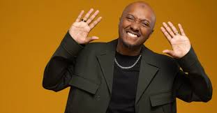 Je ne dis jamais non à une nouvelle saison" : Soprano raconte son retour dans The Voice Kids