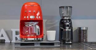 One of my favorite presents this year was my brand new beautiful smeg coffee maker from my husband. Top 5 Smeg Coffee Maker Reviews In 2021