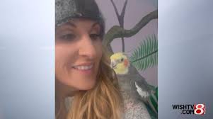 Pet Pals TV': A visit from Silly Safaris to celebrate World Parrot Day