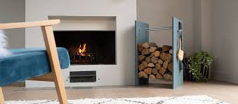 Vous disposez toujours du bois disponible pour vous le bois en carton vous permet un gain de place et vous évite de salir votre intérieur. Tutoriel Construire Un Range Buches Interieur Design En Bois Pour 40 Euros