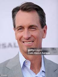 98 Sportscaster Collinsworth Stock Photos, High-Res Pictures, and Images