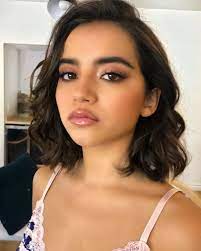 Godess Latina Beauty Short Hair Styles Isabela Moner