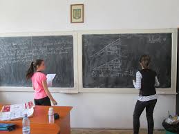 Colegiul national mihai eminescu iasi alumni proiecte de cooperare europeana elevii au ocazia de a participa in proiecte de cooperare europeana de exemplu leonardo da vinici sau comenius. Magia È™tiinÈ›ei La Colegiul NaÈ›ional Mihai Eminescu Biblioteca JudeÅ£eanÄƒ Gheorghe Asachi Iasi