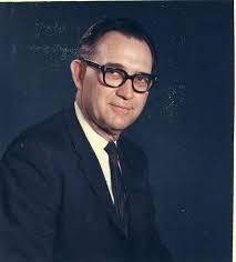 Elbert Farley's Instagram, Twitter & Facebook