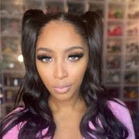 Sean Winfield's Instagram, Twitter & Facebook