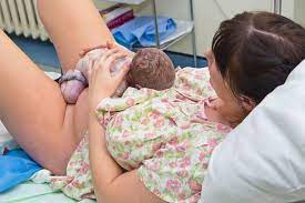 Episiotomie Een Knip Tijdens De Bevalling 24baby Nl