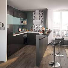 Lorsqu'on aménage une petite cuisine ouverte, on mise beaucoup sur l'optimisation des espaces. Cuisine Verriere Modele De Cuisine Optimum Par Socoo C Cuisines Dans Salon Amenagement Cuisine Ouverte Cuisine Appartement