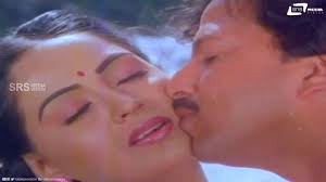 Vintage Actress Radha Hot Saree Scenes