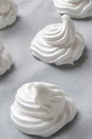 La Petite Meringue A La Francaise Inratable Recette Petite Meringue Gateaux Et Desserts