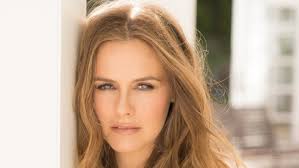 Alicia Silverstone Starring in Acorn TV Mystery 'Irish Blood'