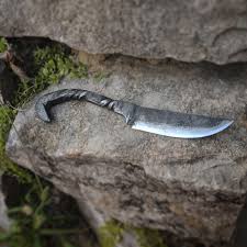 How are most knives made today? Blacksmith Knife Forged From A Railroad Spike Made As A Donation For A Craft Sale Benefiting Flood Victims In Kerala India Bladesmith