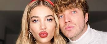 Clizia incorvaia avvisa paolo ciavarro durante un'intervista social ai microfoni di chi: Clizia Incorvaia E Paolo Ciavarro Vanno A Convivere A Roma 361magazine