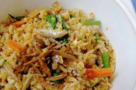 Oct 29, 2016 · this is a classic chinese egg fried rice recipe (蛋炒饭), made in chinese restaurant style but in the comfort of your own home. Nasi Goreng Kampung Tak Pernah Jemu Dimakan Ini Resipi Paling Sedap