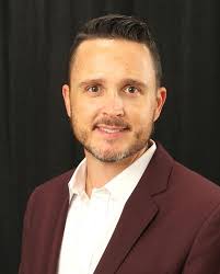 Richmond veterinarian honored as outstanding Texas A&M young alumnus