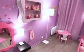 Luminaire suspension abat jour papillons fleurs violet. Deco De Princesse Mauve Et Rose Pour Chambre De Fille