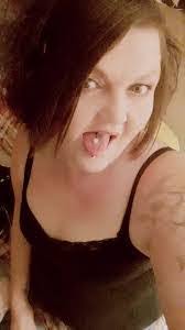 Misty Barnard's Instagram, Twitter & Facebook