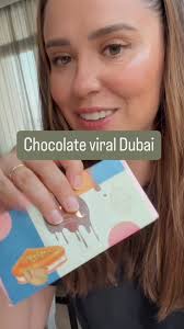 🍫 tu ya probaste el chocolate viral de Dubai? Hoy ya encuentras mil  opciones hasta en México ya venden 😋