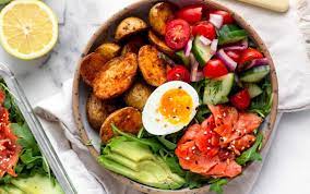 Turmeric smoked salmon breakfast bowl recipe · 1 large sweet potato, peeled and cubed · 2 teaspoons olive oil, divided · 3 teaspoons turmeric, . Smoked Salmon Breakfast Bowls Myfitnesspal