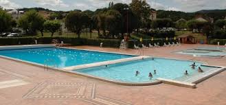 Piscine De Chatel Guyon Loisirs Reductions Fr