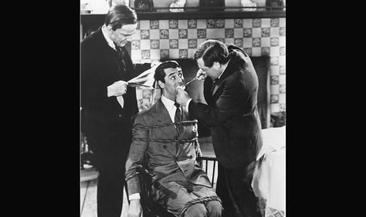 Arsenic and Old Lace (1944) - Columbus Association for the Performing Arts