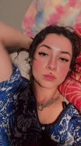 Alondra Vidal's Instagram, Twitter & Facebook