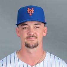 Austin Warren News: Joins big-league bullpen