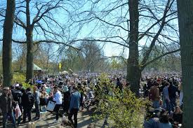 Klokken 20.18 bekrefter brannvesenet at alle har. Spontanfesten Som Blev En Institution Kulturportal Lund