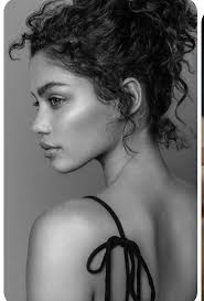 Looking for models for a project in Cambridge/ London. Women 5'7”+ looking  for a range of ethnic backgrounds. Tall girl leisure clothing company. Dm  me @hopegrray if interested.