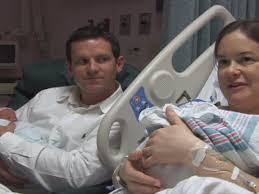 Woman giving birth: Live birth video | BabyCenter