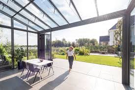 Das zweite ausstellungsstück von solarlux stellt das großformatige schiebefenster »cero« mit einer neuen motorischen steuerung dar. Wintergarten Und Terrassenuberdachungen Solarlux