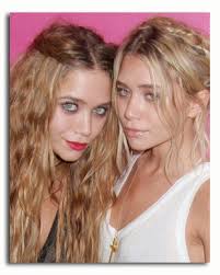 Just look at how cute they were! Ss3535311 Filmbild Von The Olsen Twins Promi Fotos Und Poster Bei Starstills Com Kaufen