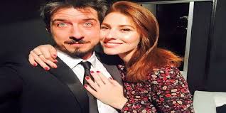 2014 marked a turning point in her career, since after having published some funny songs online, she became one of the most popular characters on the web. Diana Del Bufalo La Storia Con Paolo Ruffini E Quella Rivelazione Sull Ex Panariello Sotto L Albero