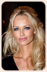Pin By Sarah Pellito On Beauty Cool Hairstyles Hair Styles Haircut For Big Forehead