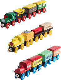 Amazon Com Wooden Train Set 12 Pcs Train Toys Magnetic Set Includes 3 Engines Toy Train Sets For Kids Toddler Toy Trains Set Wooden Train Set Wooden Train