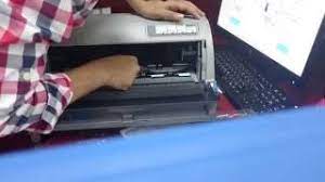 Kompakt ve kullanıcı dostu tasarımı; Epson Lq 690 Dot Matrix Printer How To Install The Ribbon Youtube