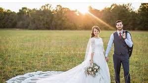 Jinger Duggar Had A Long Wedding Dress Train For A Very Specific Religious Reason