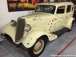 Black Bonnie And Clyde Movie 2020 Pin By Darioxeneize On Gangster Roaring 20s In 2020 Bonnie And Clyde Movie Bonnie And Clyde Death Car Museum