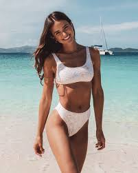 Helen Owen - Free sexy pics, galleries & more at Babepedia