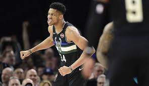 Milwaukee bucks guard sterling brown and the milwaukee city attorney have agreed to a revised $750,000 settlement of a lawsuit brown filed in 2018. Nba 5 Fragen Zum Aufrusten Der Milwaukee Bucks Maximales All In Fur Giannis Antetokounmpo