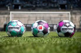 Derbystar had been represented in the bundesliga through numerous partnerships with different clubs since the. Derbystar Stellt Weiterhin Den Offiziellen Spielball Der Fussball Bundesliga Sazsport De